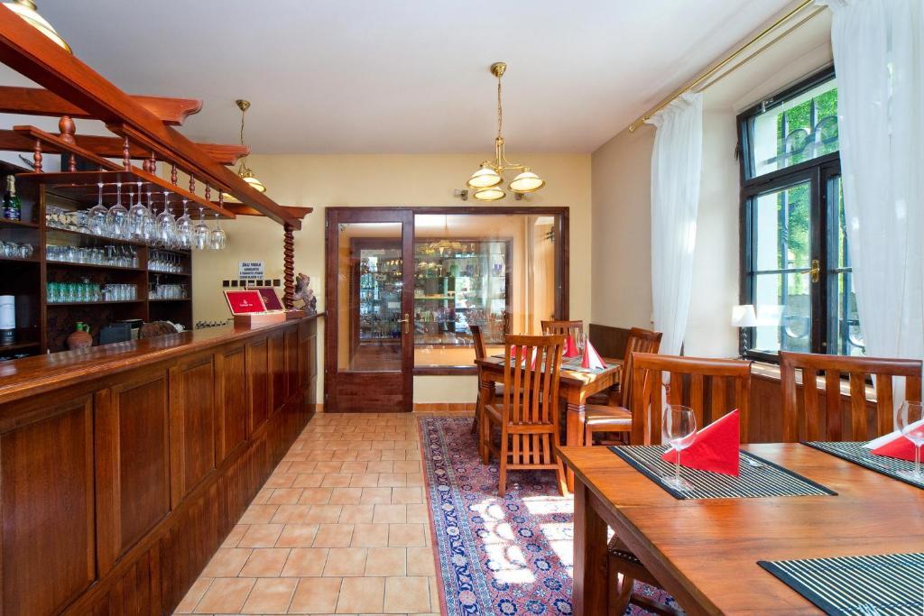 Hotel U Ruze Kutná Hora Buitenkant foto